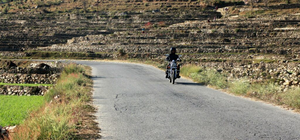 Way to Someshwar valley of Uttarakhand
