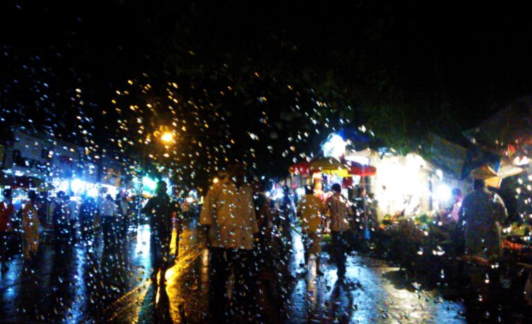 मैक्सिमम सिटी के मिड नाईट अन्ना