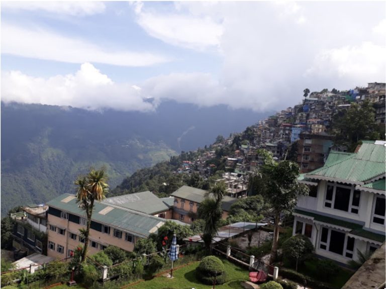दार्जिलिंग मेरे बचपन का स्विट्ज़रलैंड है : भाग-3