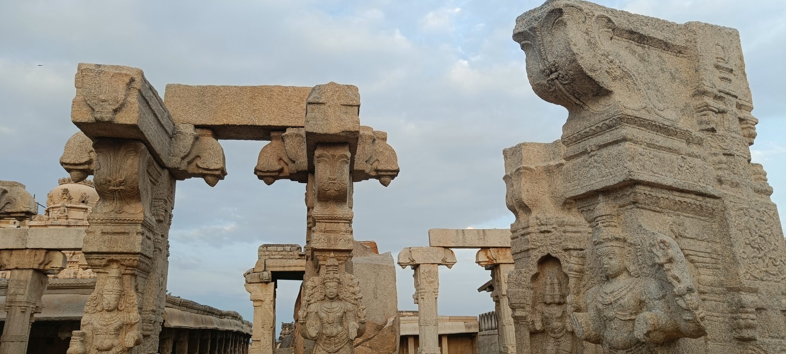 Lepakshi temple andhra